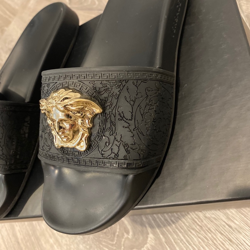 Versace PALAZZO POOL SLIDES